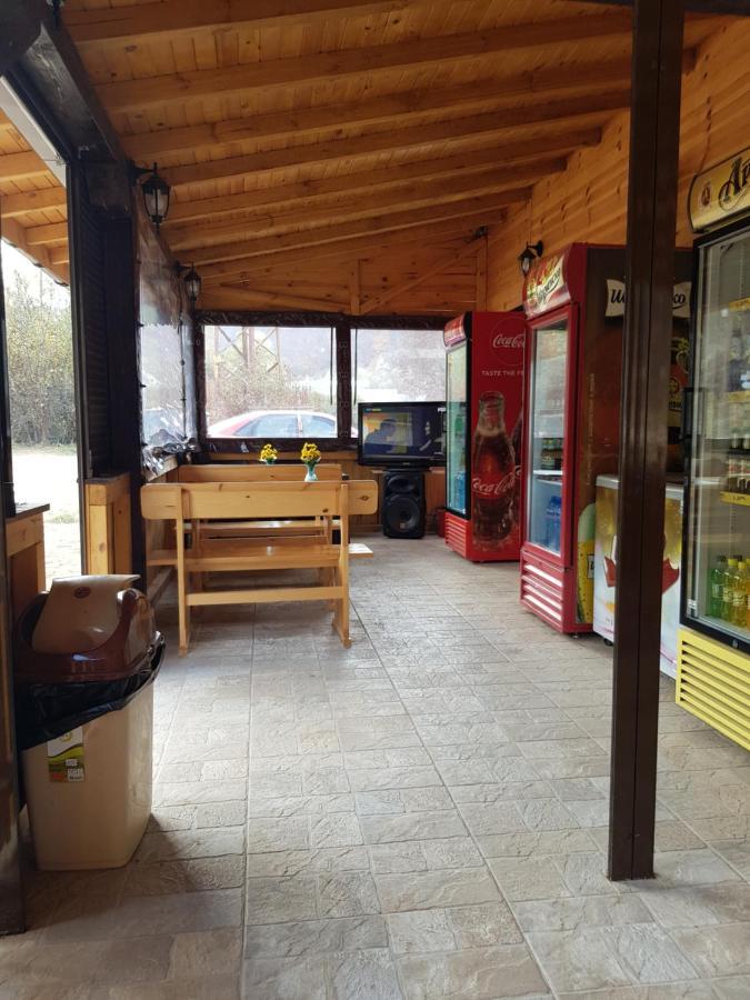 Еко Бунгала Trun Bagian luar foto